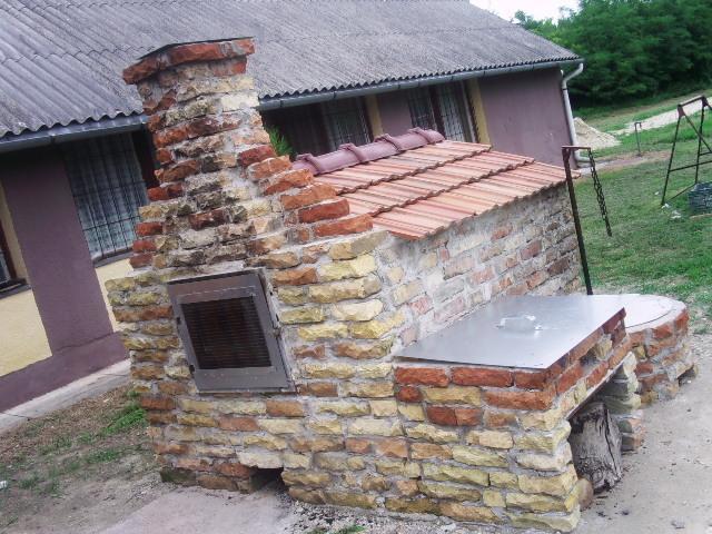 Sakaltanya Soeroezo- Borozo Pihenohaz Vének Exterior photo